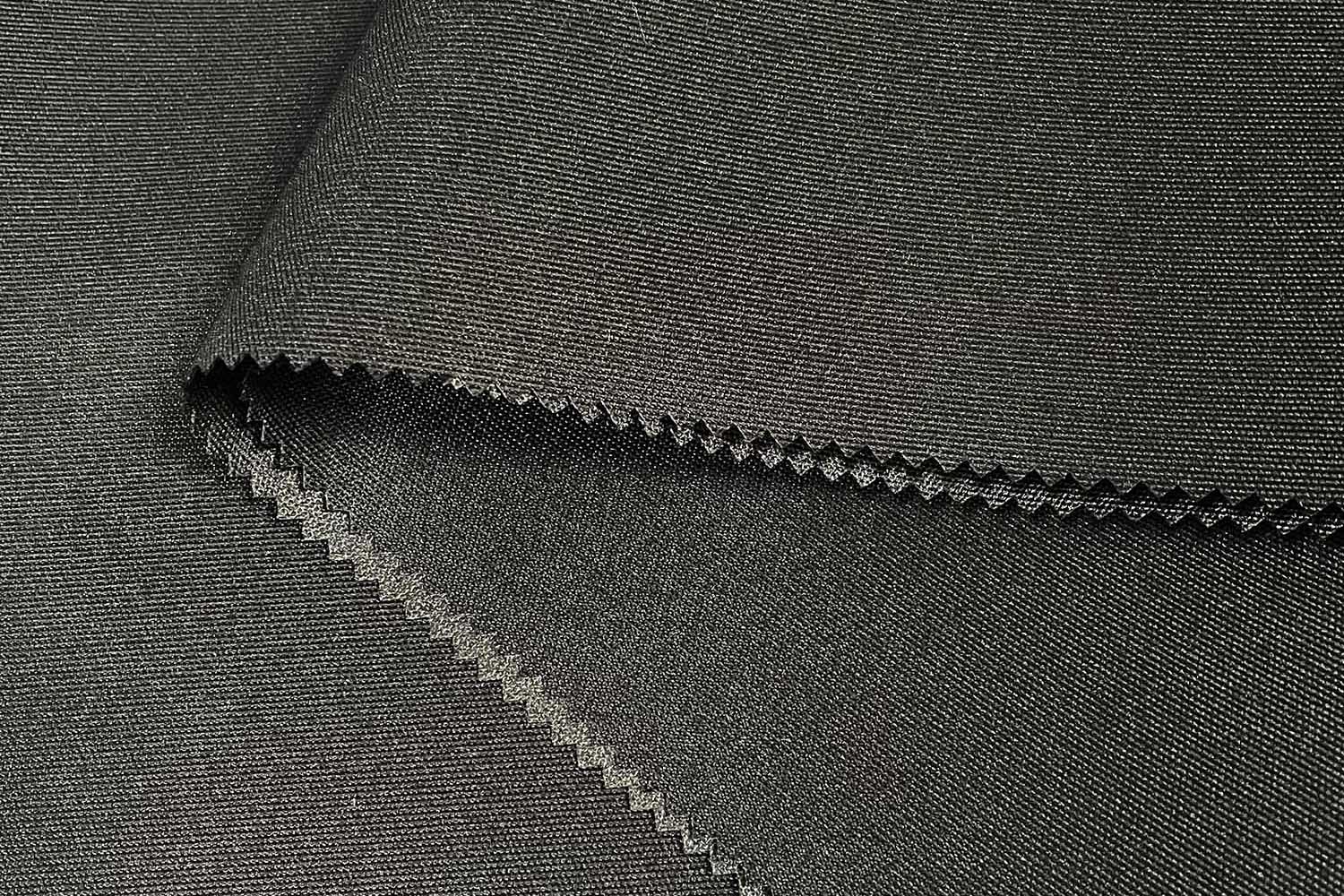 600D*900D/83T dengan PU dilapisi